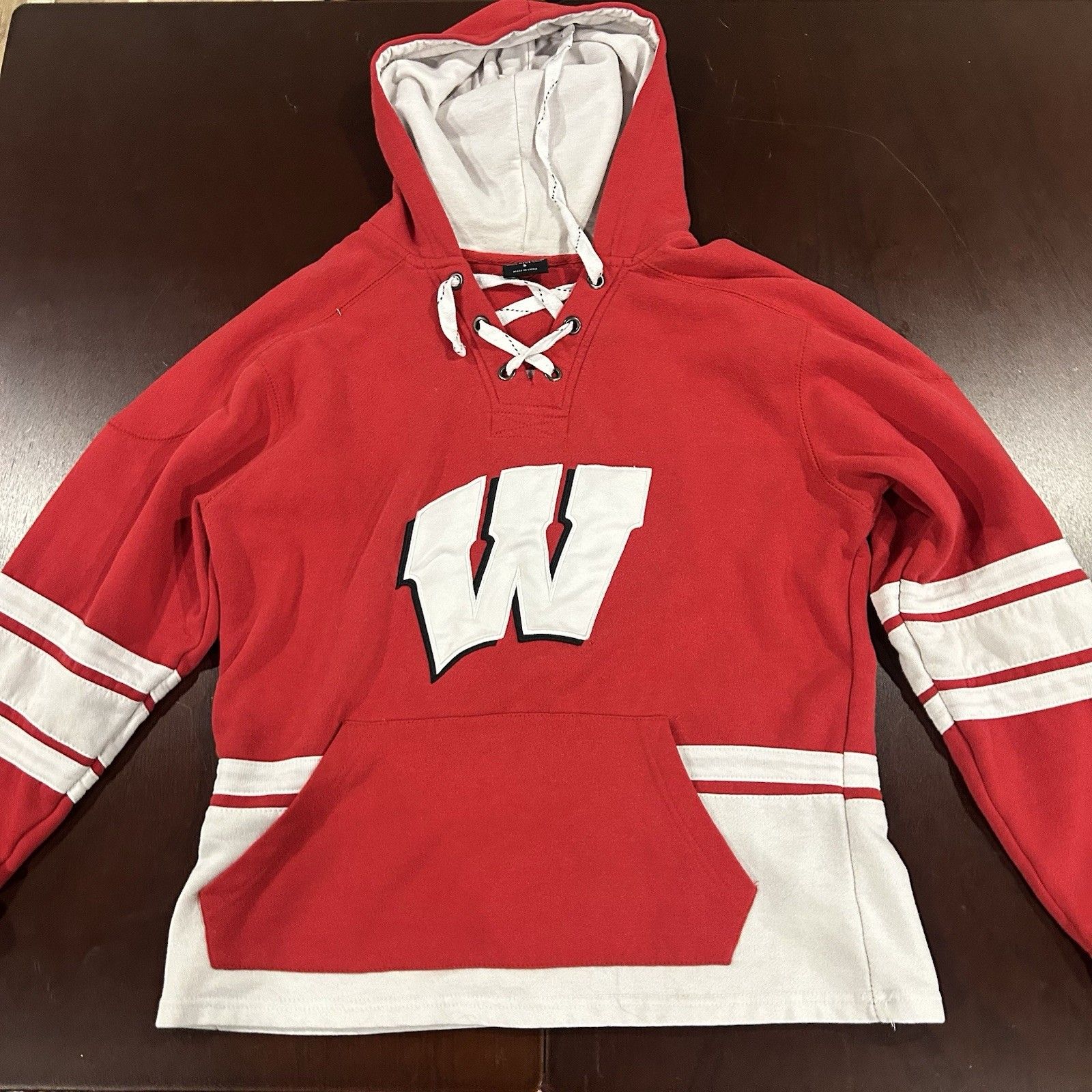 Wisconsin Badgers Hockey Hoodie Mens Small Red Colosseum Ncaa Sweatshirt